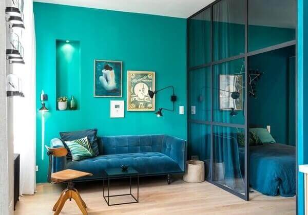 Bleu canard : Adopter cette couleur dans votre déco  Deco appartement,  Idée déco studio, Deco petit appartement